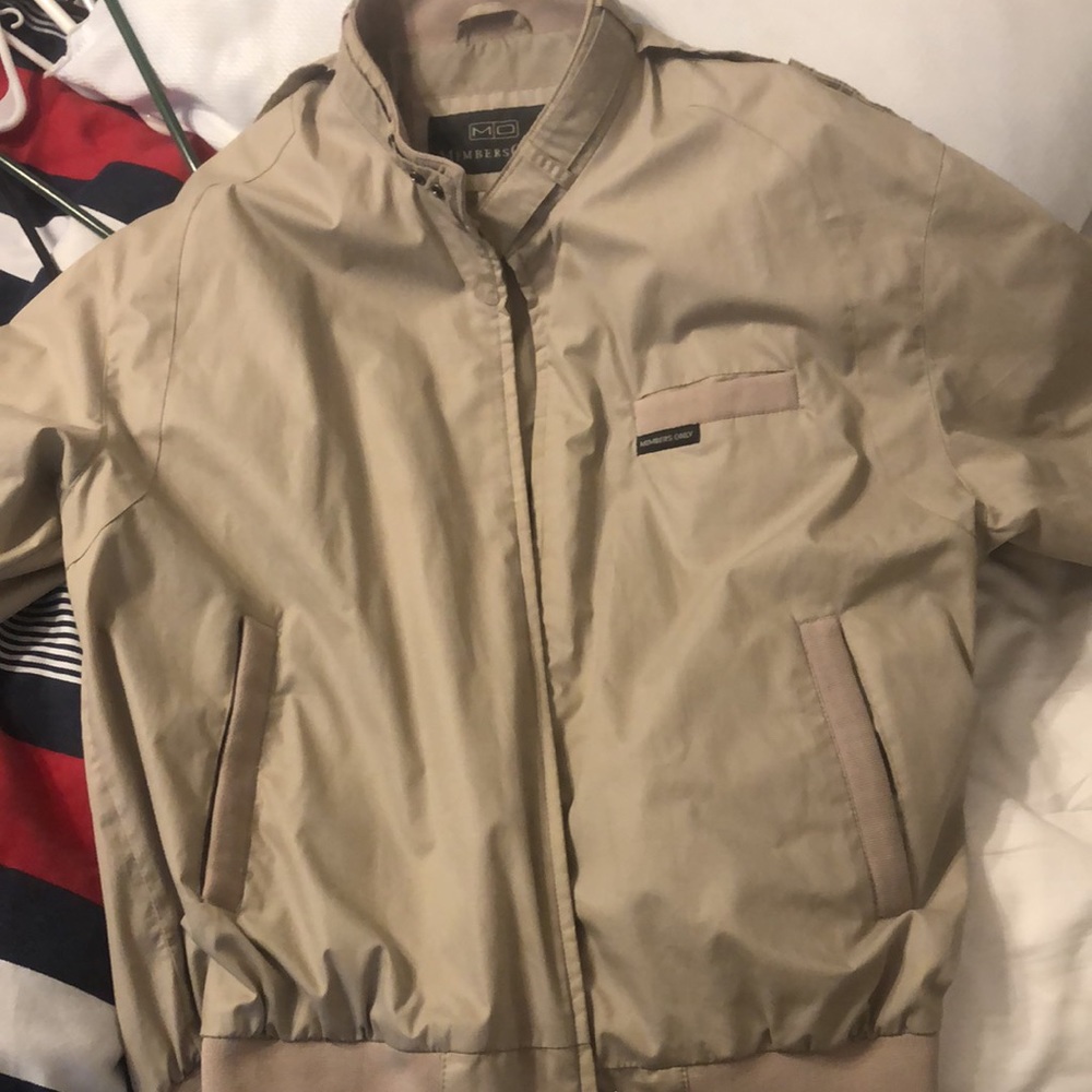VINTAGE 80s Members only jacket Khaki Color size Medium
